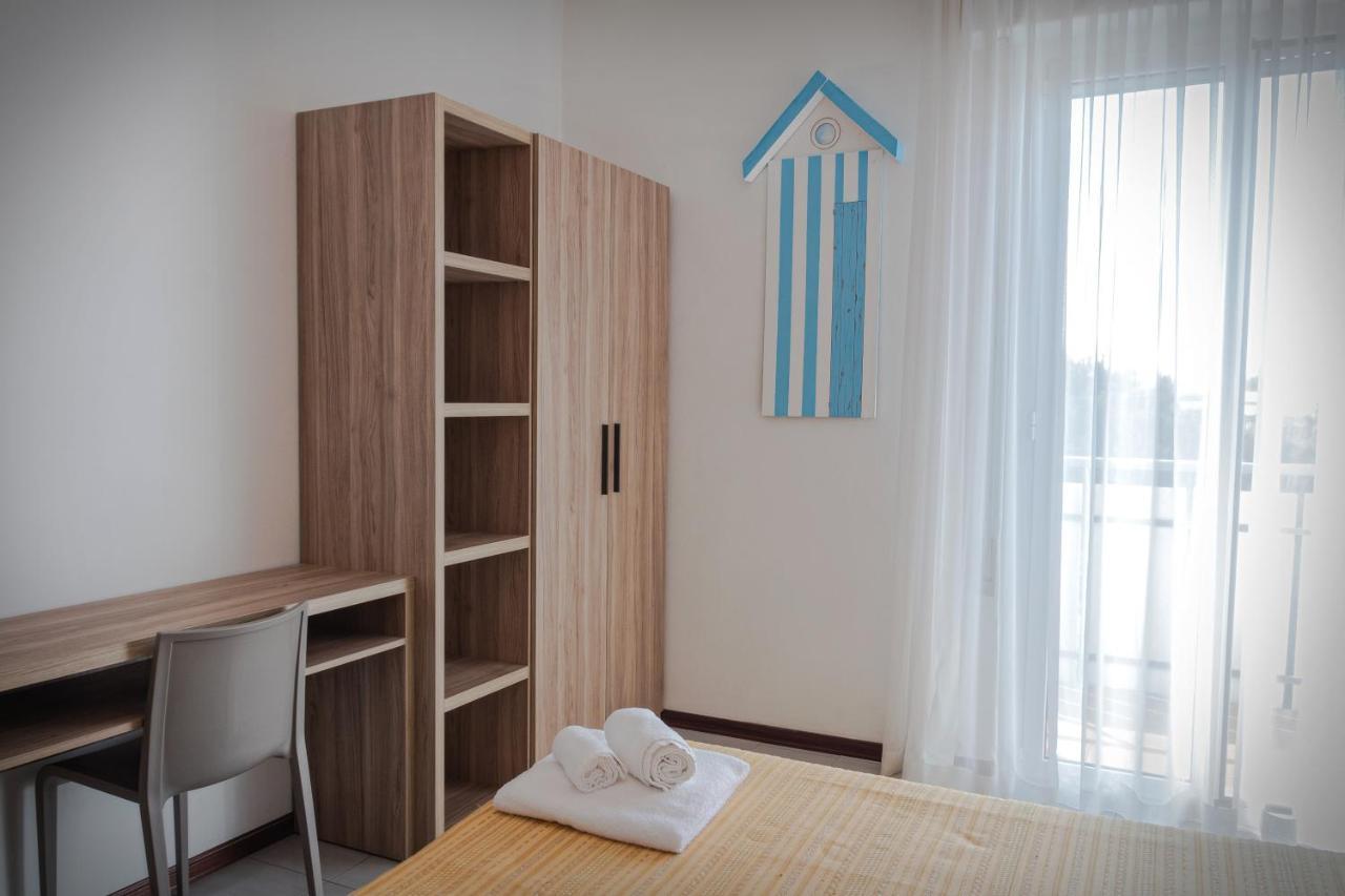 Hotel Astrid Cervia Kültér fotó
