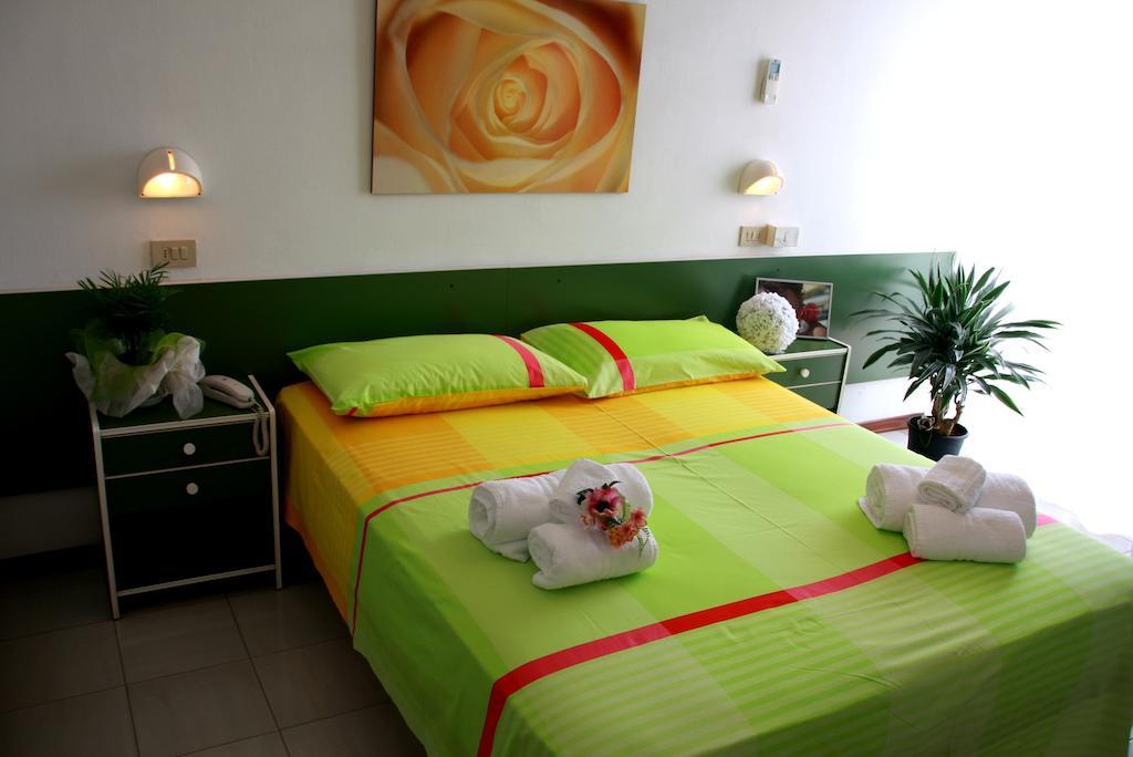 Hotel Astrid Cervia Szoba fotó
